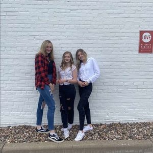 Meet your Posher, Lacy